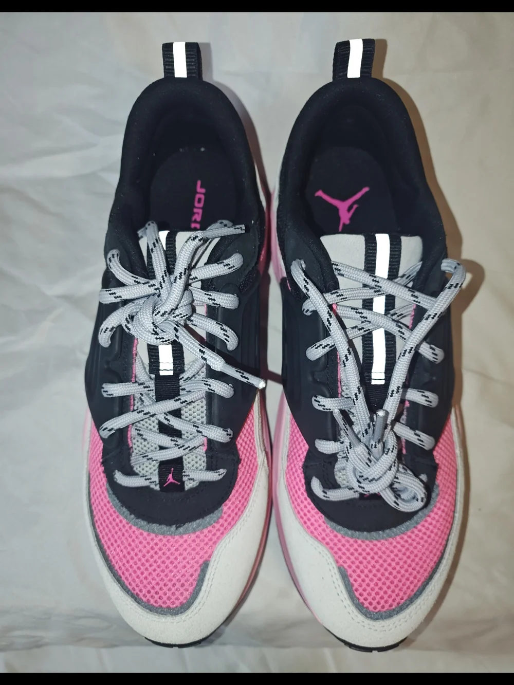Nike Air Jordan Trunner O/S Wolf Grey/Pink 11.5 Mens. Super Comfortable!!
